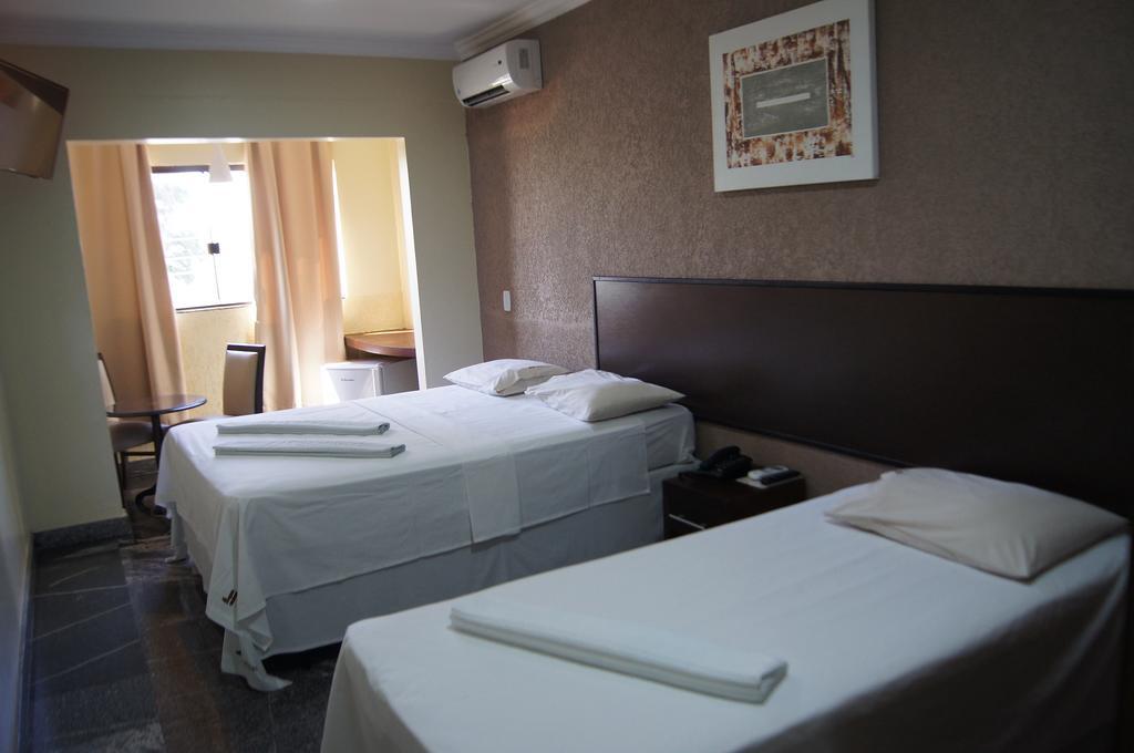 Hotel Candango Aero